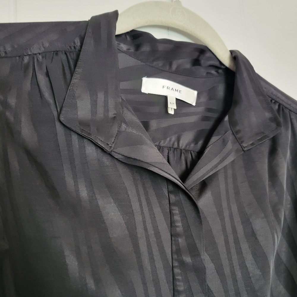 Frame Gillian Puff Sleeve Top Black Button Down Animal Stripe Pattern Silky SM - Picture 7 of 13